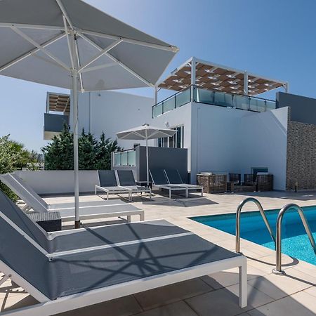 Asteria Pearl Villa 2 With Rooftop Jacuzzi Tigkaki  Exterior photo