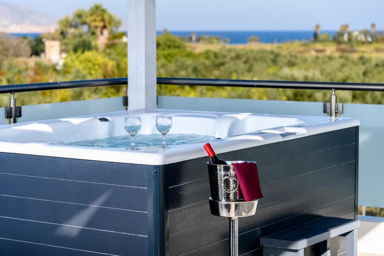 Asteria Pearl Villa 2 With Rooftop Jacuzzi Tigkaki  Exterior photo